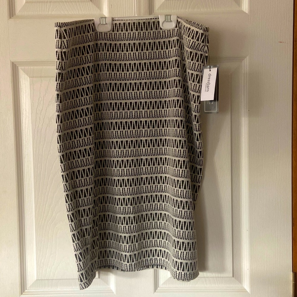Woman’s Dress barn skirt